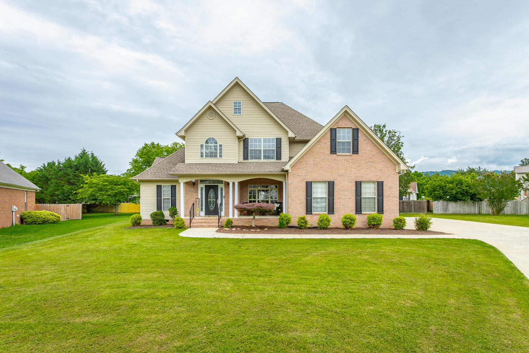 8415 Streamside Drive, Ooltewah, Tennessee image 6