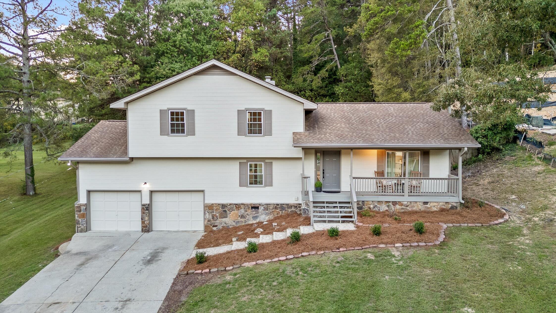 1058 Woodgate Road