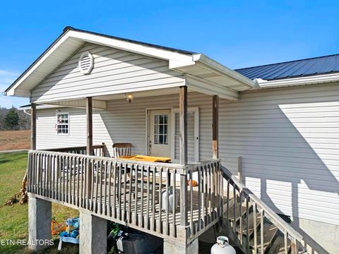 Tiny photo for 90 Illuminary Firetower Road, Spring City, TN 37381 (MLS # 1530302)