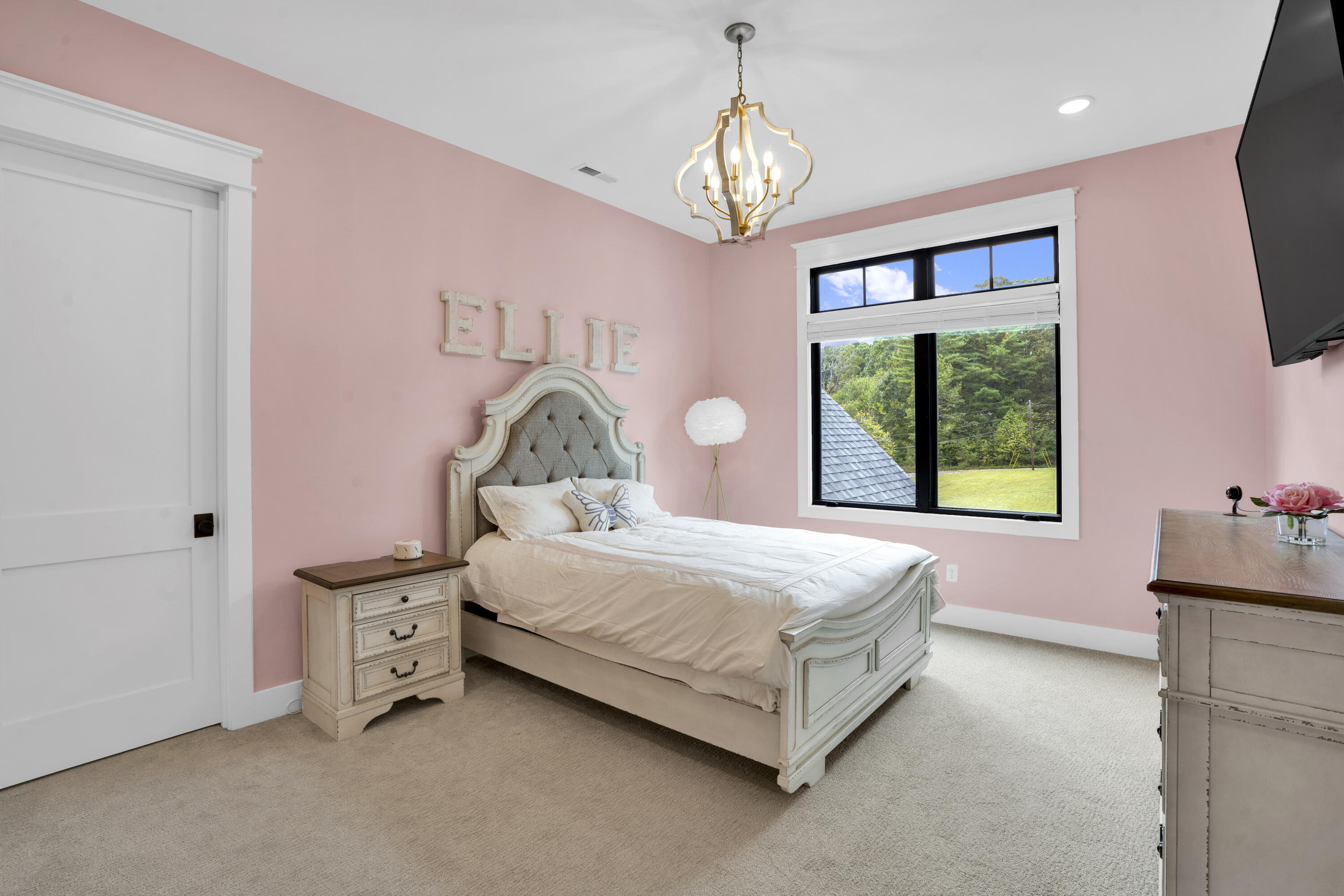 Cleveland, Tennessee, 37312, United States, 5 Bedrooms Bedrooms, ,5 BathroomsBathrooms,Residential,Active,2019446