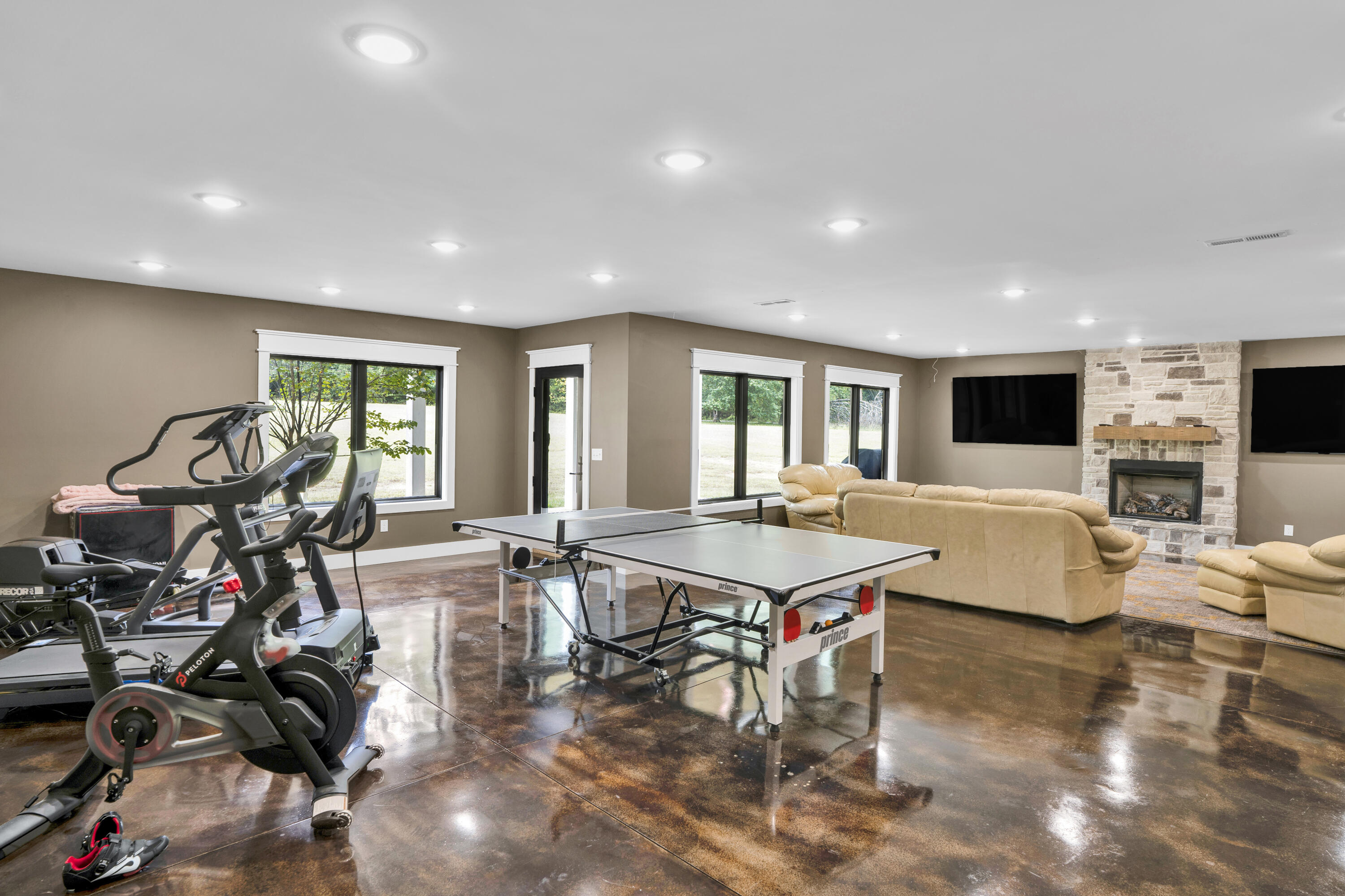 Cleveland, Tennessee, 37312, United States, 5 Bedrooms Bedrooms, ,5 BathroomsBathrooms,Residential,Active,2019446