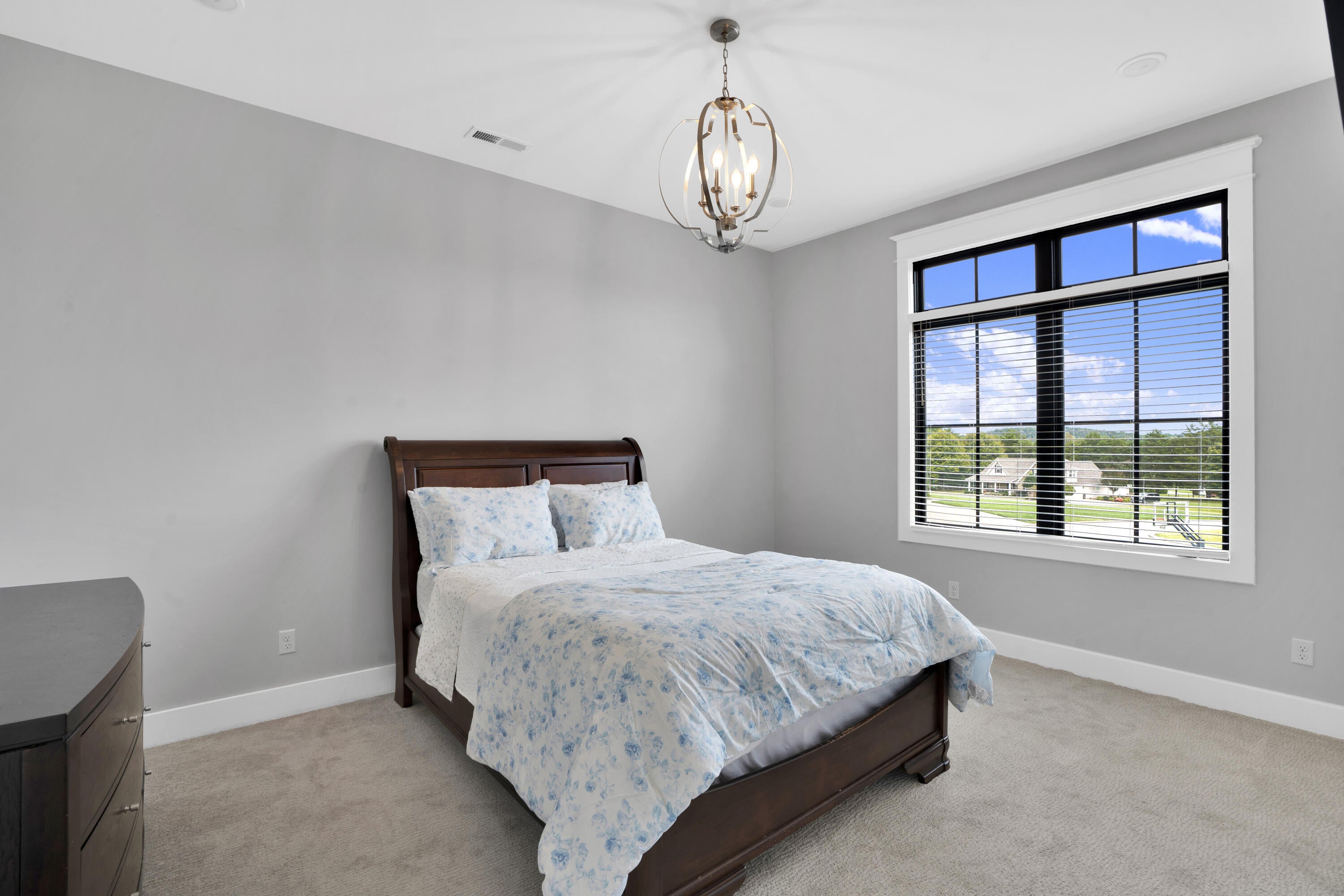 Cleveland, Tennessee, 37312, United States, 5 Bedrooms Bedrooms, ,5 BathroomsBathrooms,Residential,Active,2019446