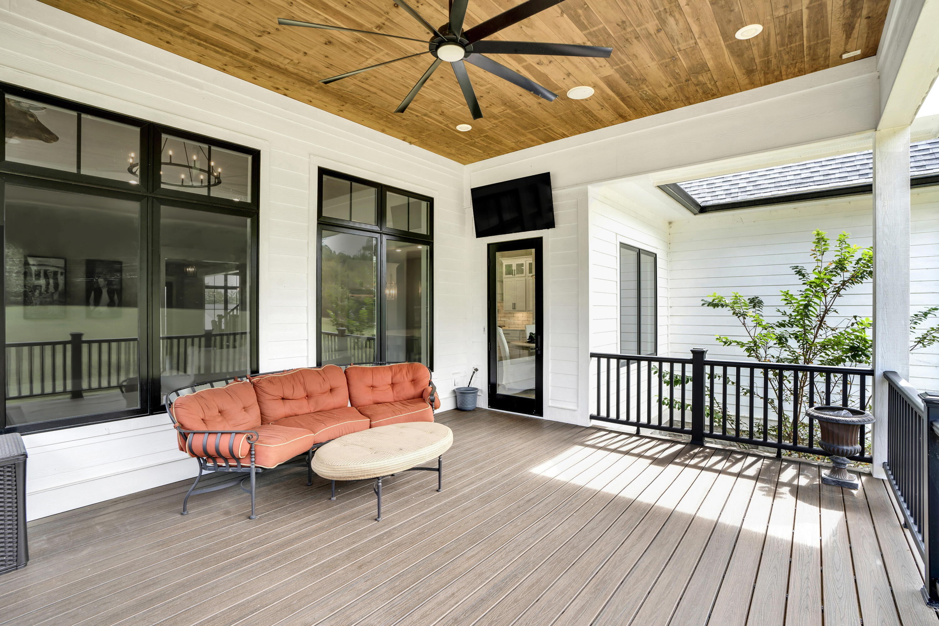 Cleveland, Tennessee, 37312, United States, 5 Bedrooms Bedrooms, ,5 BathroomsBathrooms,Residential,Active,2019446