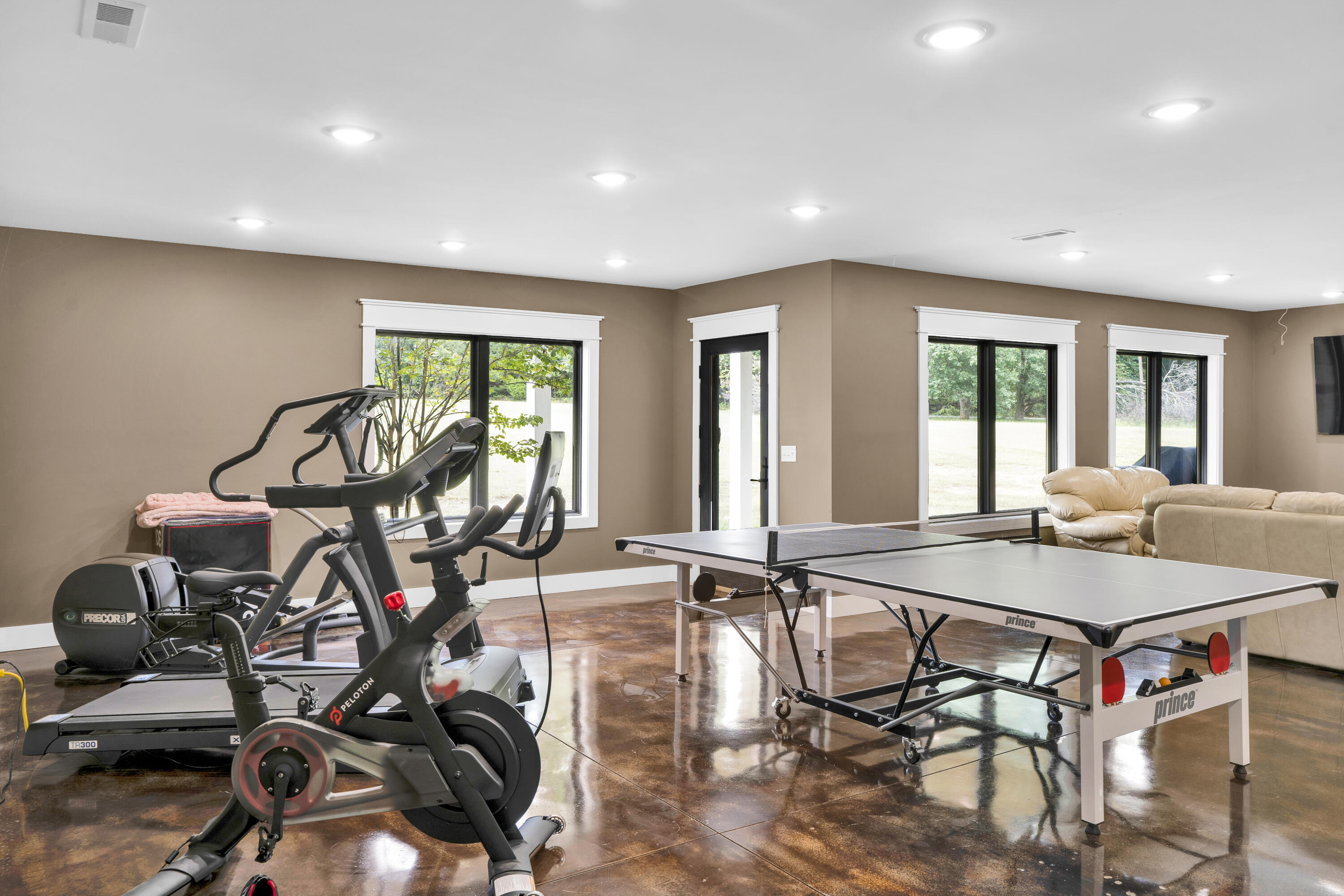 Cleveland, Tennessee, 37312, United States, 5 Bedrooms Bedrooms, ,5 BathroomsBathrooms,Residential,Active,2019446