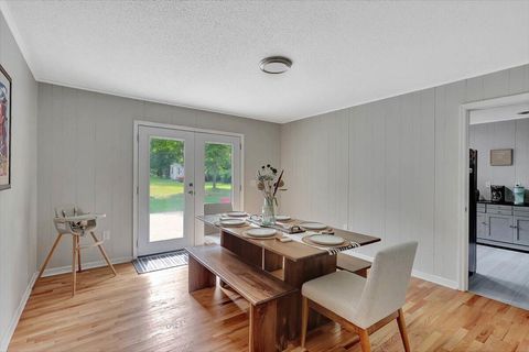 Tiny photo for 824 Graysville Road, Chattanooga, TN 37421 (MLS # 1515880)