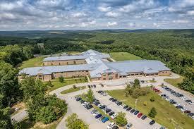 Signal Mountain, Tennessee 37377, United States, 4 Bedrooms Bedrooms, ,3 BathroomsBathrooms,Residential,Contingent,12029