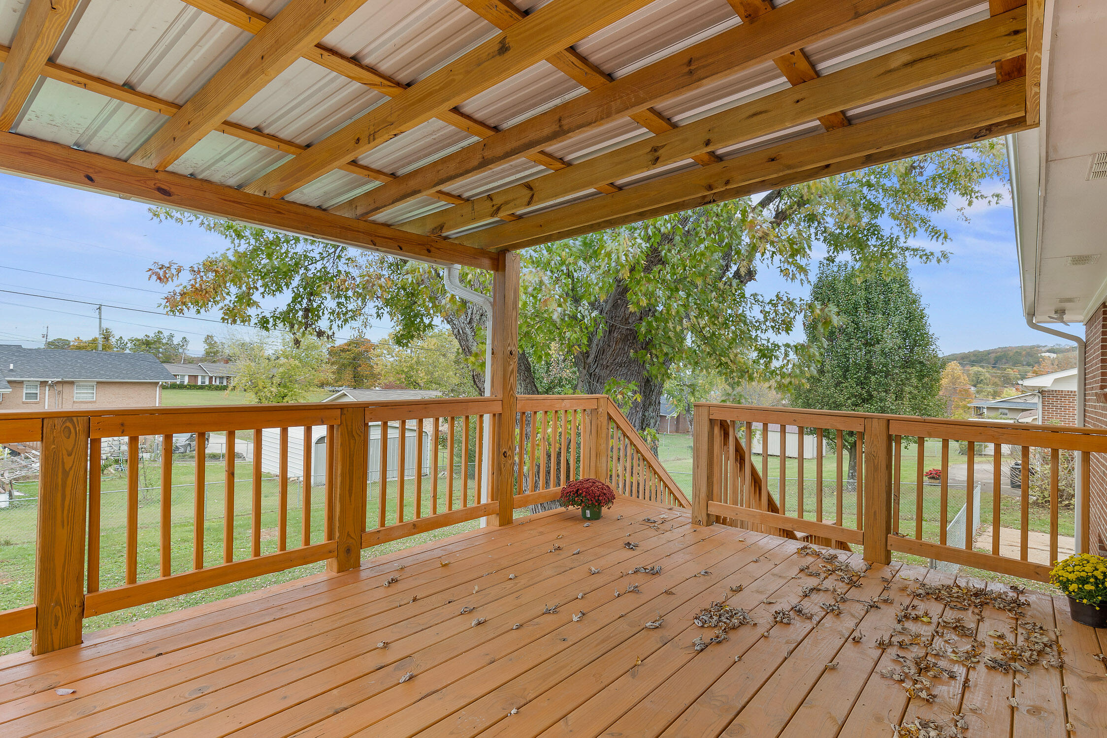 Chattanooga, Tennessee 37421, United States, 3 Bedrooms Bedrooms, ,2 BathroomsBathrooms,Residential,Active,222737