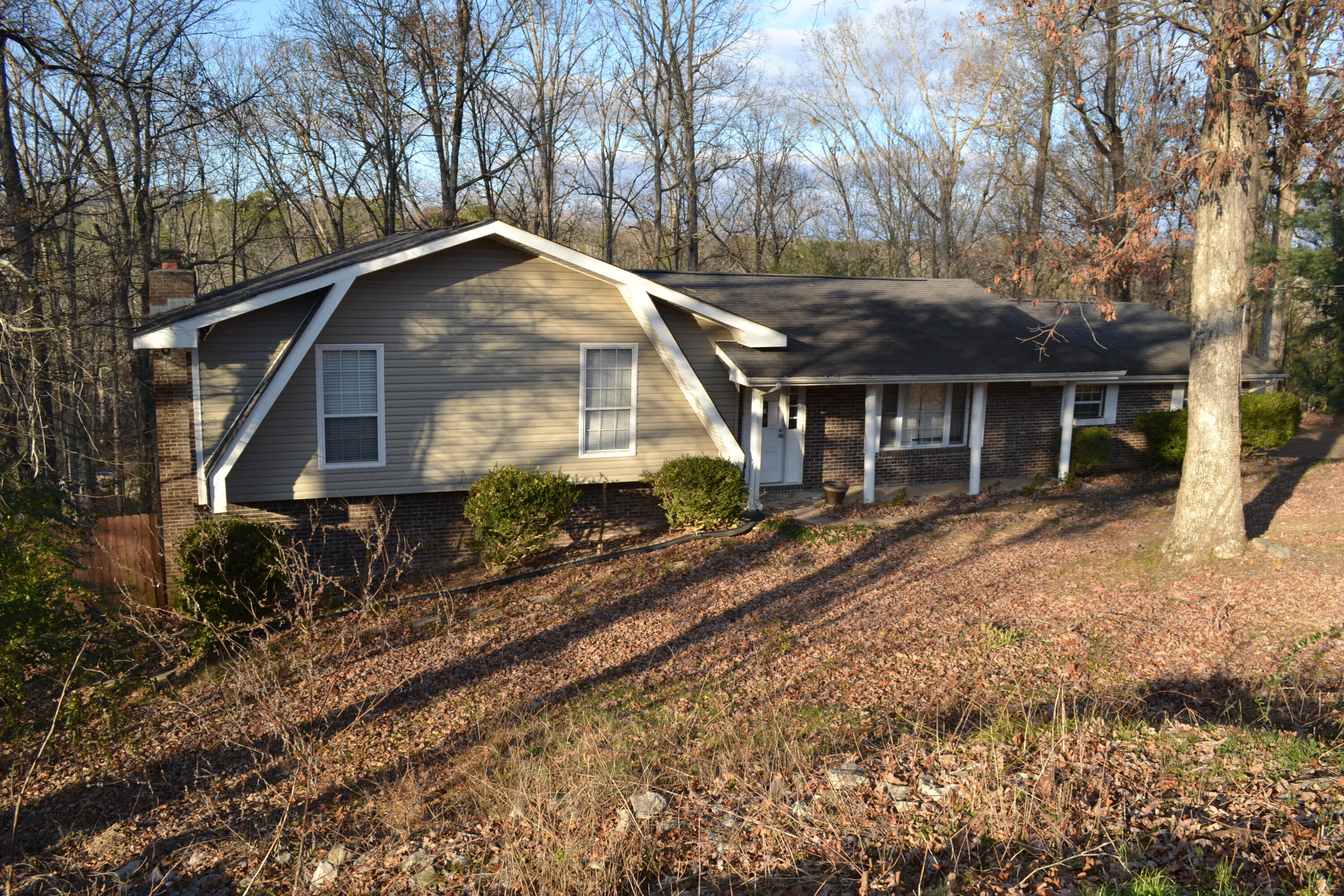 457 Hickory Circle, Ringgold, Georgia image 2