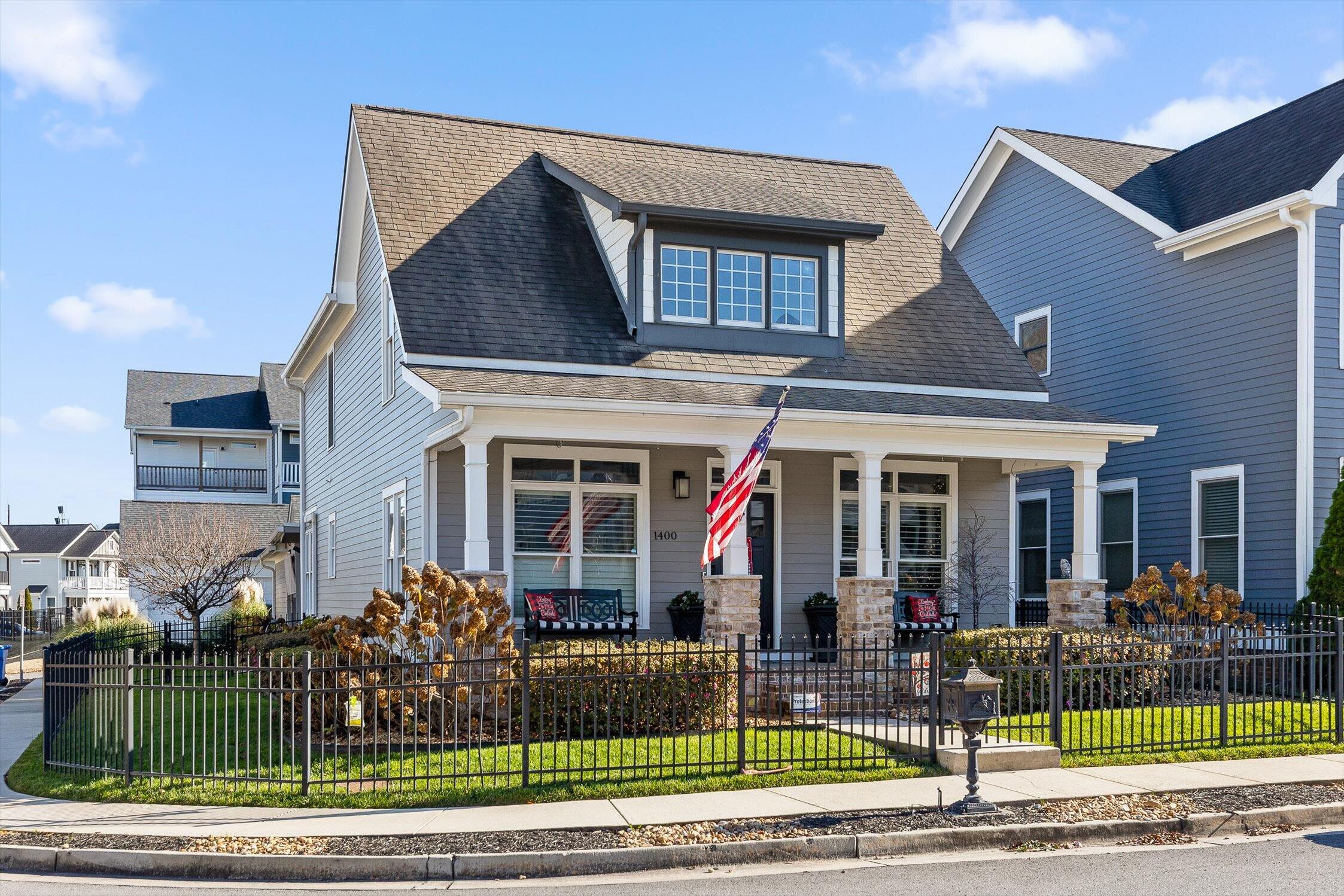 Chattanooga, Tennessee 37408, United States, 3 Bedrooms Bedrooms, ,3 BathroomsBathrooms,Residential,Active,256259