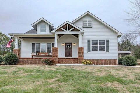 Photo of 2255 County Road, Riceville, TN 37370 (MLS # 1525102)