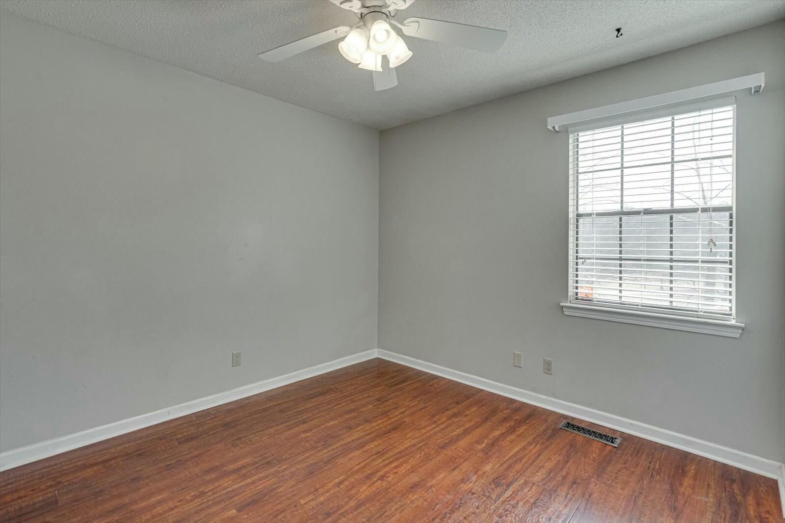 2502 Hunt Heights Drive, Soddy Daisy, Tennessee image 16