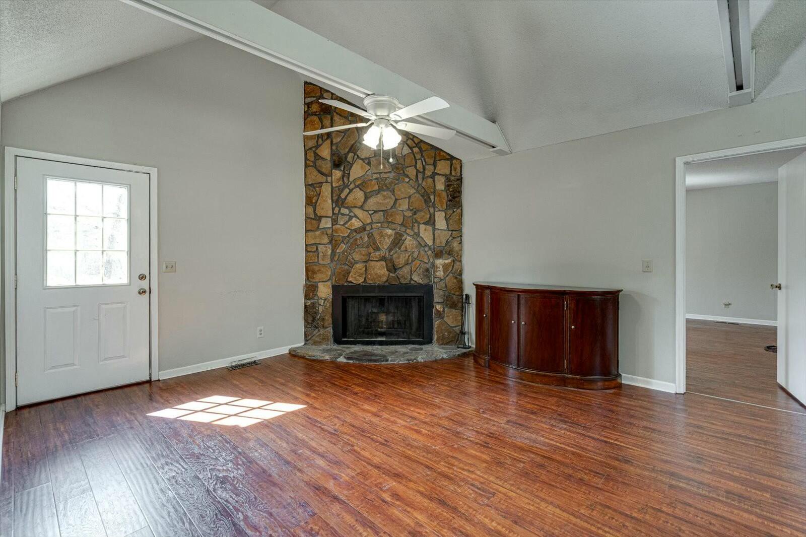 2502 Hunt Heights Drive, Soddy Daisy, Tennessee image 8