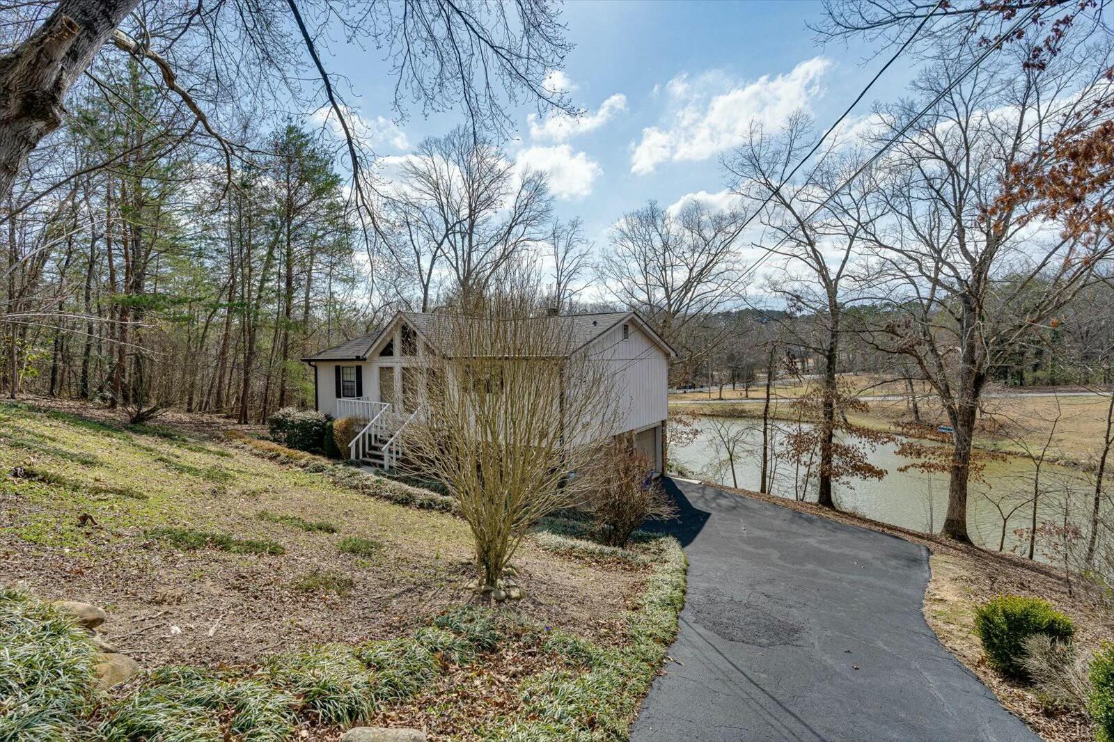 2502 Hunt Heights Drive, Soddy Daisy, Tennessee image 32