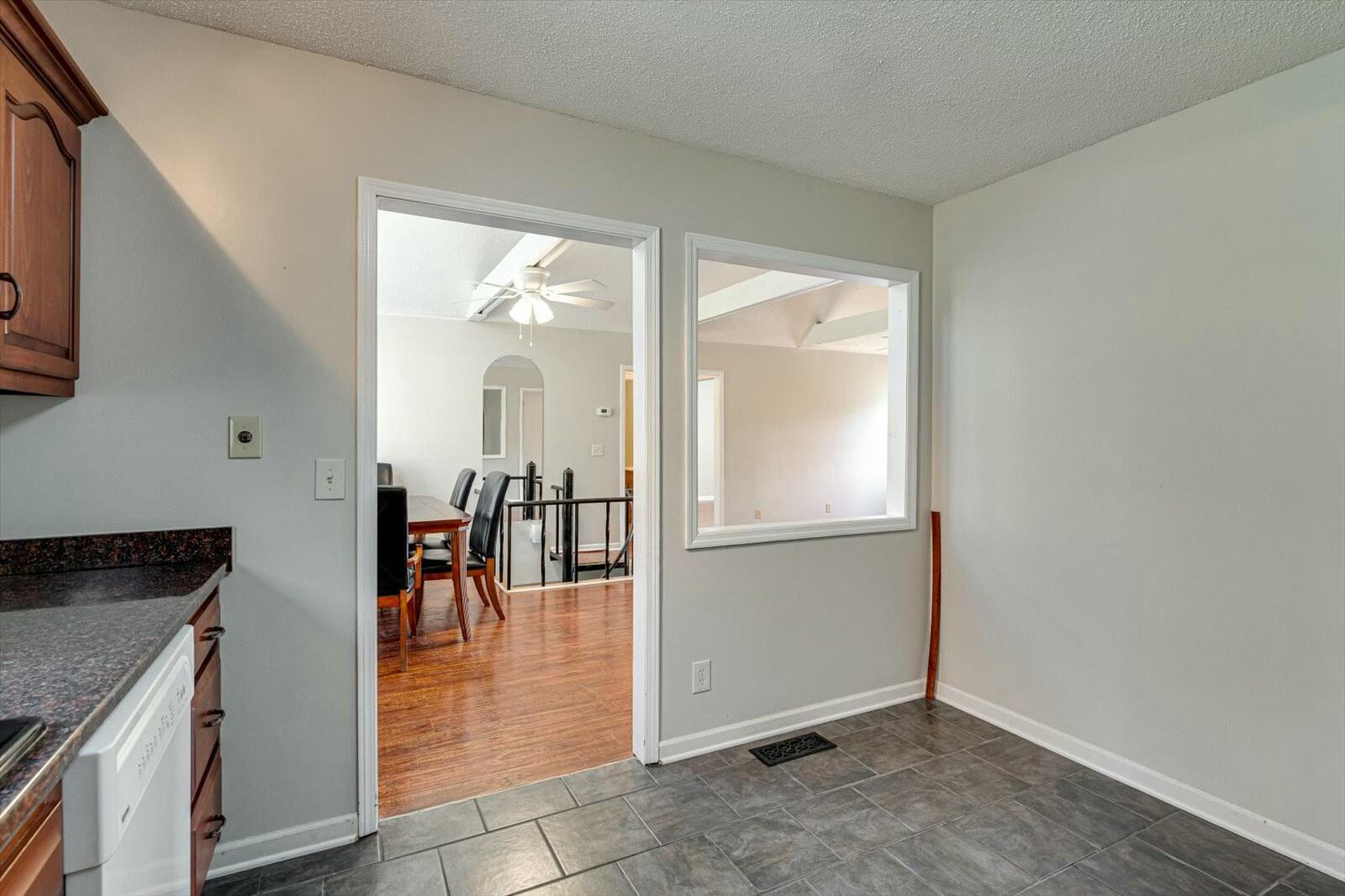 2502 Hunt Heights Drive, Soddy Daisy, Tennessee image 13