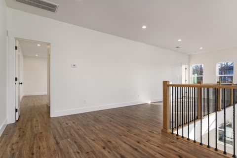 Tiny photo for 315 Pine Ridge Road, Chattanooga, TN 37405 (MLS # 1527385)