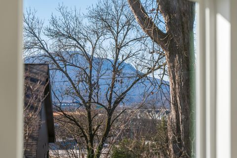 Tiny photo for 315 Pine Ridge Road, Chattanooga, TN 37405 (MLS # 1527385)