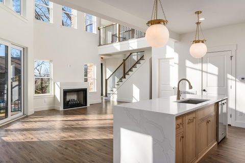 Tiny photo for 315 Pine Ridge Road, Chattanooga, TN 37405 (MLS # 1527385)