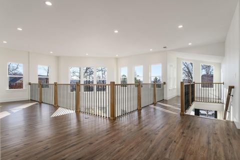 Tiny photo for 315 Pine Ridge Road, Chattanooga, TN 37405 (MLS # 1527385)