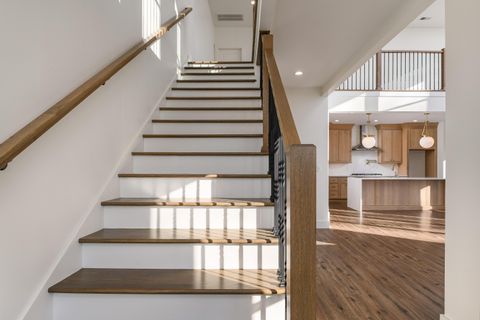 Tiny photo for 315 Pine Ridge Road, Chattanooga, TN 37405 (MLS # 1527385)