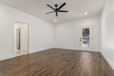 Tiny photo for 315 Pine Ridge Road, Chattanooga, TN 37405 (MLS # 1527385)