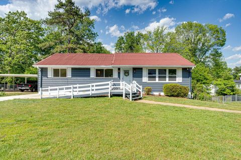 Photo of 3825 Pin Oak Terrace, Chattanooga, TN 37411 (MLS # 1532998)