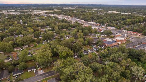 Tiny photo for 104 N Moore Road, Chattanooga, TN 37411 (MLS # 1528512)
