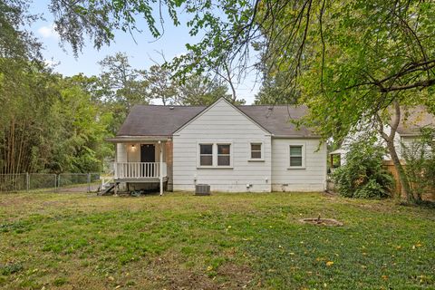 Tiny photo for 104 N Moore Road, Chattanooga, TN 37411 (MLS # 1528512)
