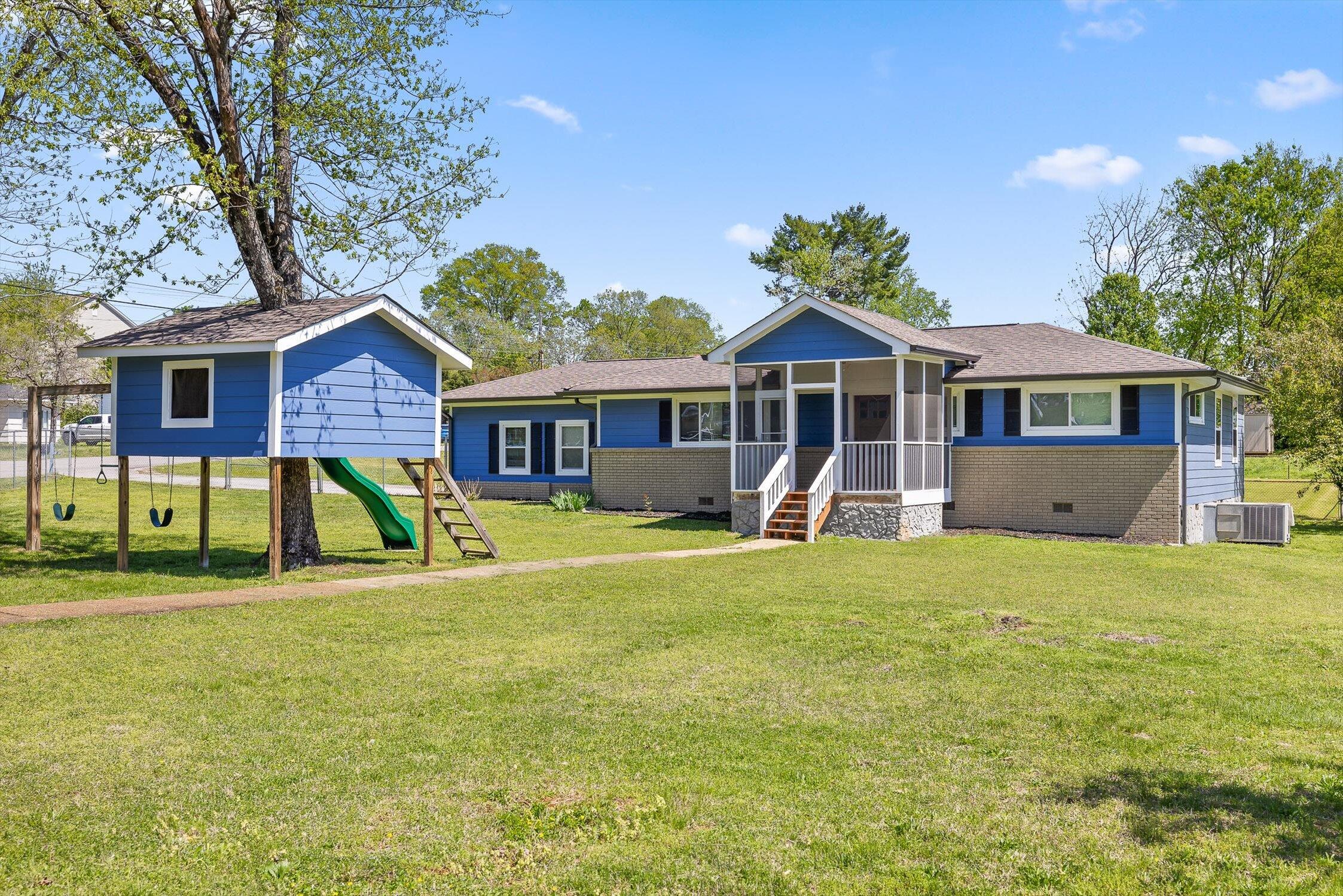 1702 Williams Road, Hixson, Tennessee image 1