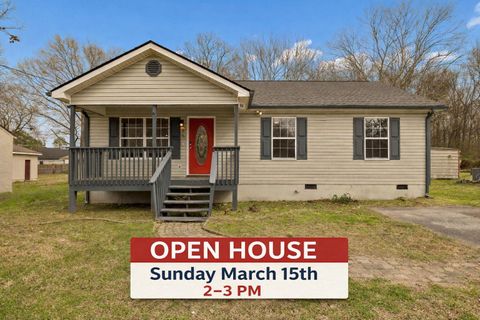 Photo of 85 Biscayne Boulevard, Rossville, GA 30741 (MLS # 1530044)