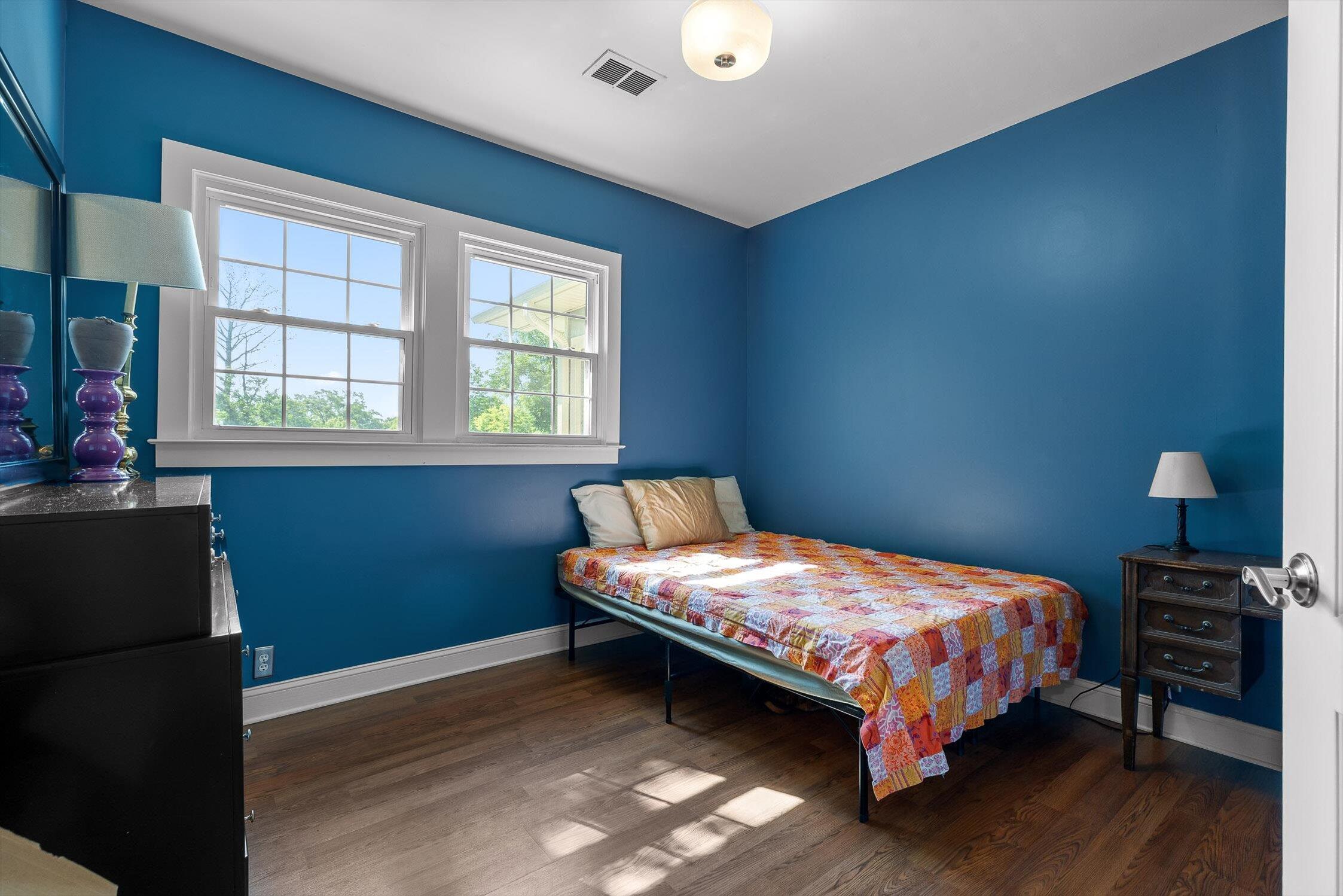 Chattanooga, Tennessee 37411, United States, 4 Bedrooms Bedrooms, ,2 BathroomsBathrooms,Residential,Contingent,150748