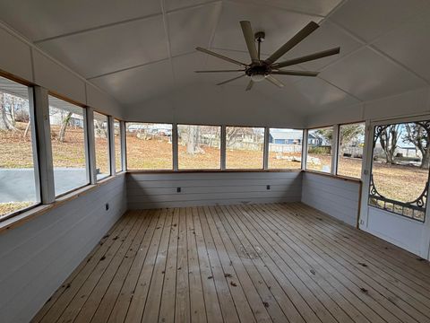 Tiny photo for 2139 S Shore Acres Road, Soddy Daisy, TN 37379 (MLS # 1528314)