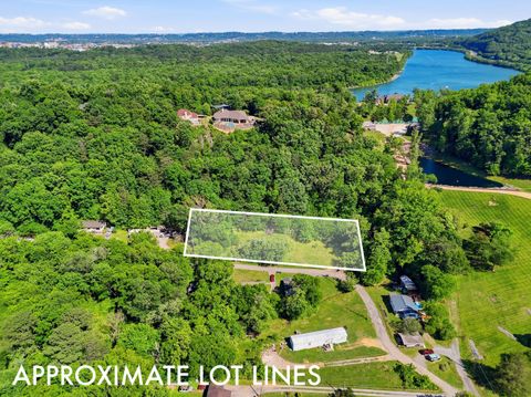 Photo of 3190 Plaza Circle, Chattanooga, TN 37419 (MLS # 1534064)