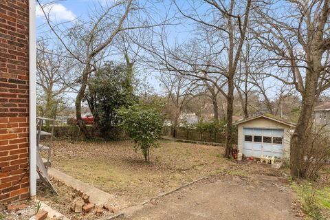 Tiny photo for 806 Barton Avenue, Chattanooga, TN 37405 (MLS # 1529166)