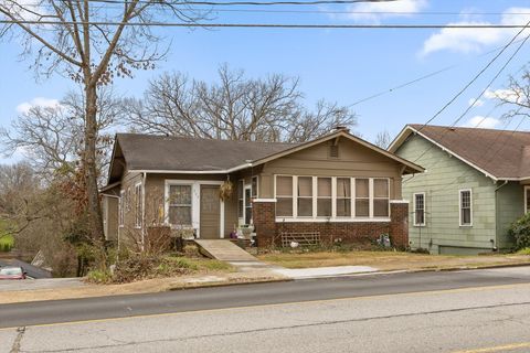 Tiny photo for 806 Barton Avenue, Chattanooga, TN 37405 (MLS # 1529166)