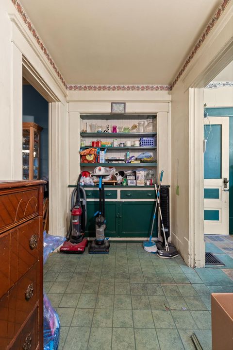 Tiny photo for 806 Barton Avenue, Chattanooga, TN 37405 (MLS # 1529166)