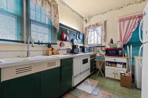 Tiny photo for 806 Barton Avenue, Chattanooga, TN 37405 (MLS # 1529166)