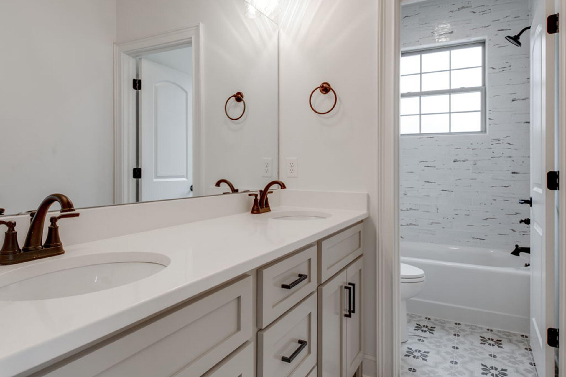 1758 River Breeze Drive, Soddy Daisy, Tennessee image 29