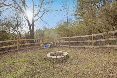 Tiny photo for 617 Bradley Avenue, LaFayette, GA 30728 (MLS # 1528540)