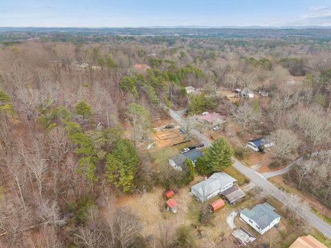 Tiny photo for 617 Bradley Avenue, LaFayette, GA 30728 (MLS # 1528540)