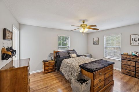 Tiny photo for 617 Bradley Avenue, LaFayette, GA 30728 (MLS # 1528540)