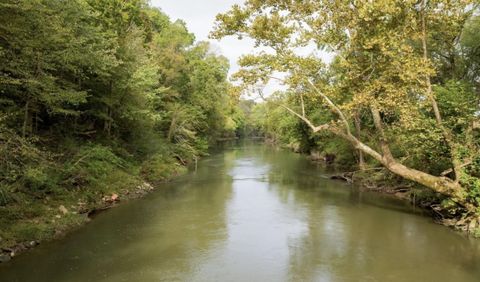 Photo of 12 Sturgeon Creek Road, Cedar Hill, TN 37032 (MLS # 1527486)