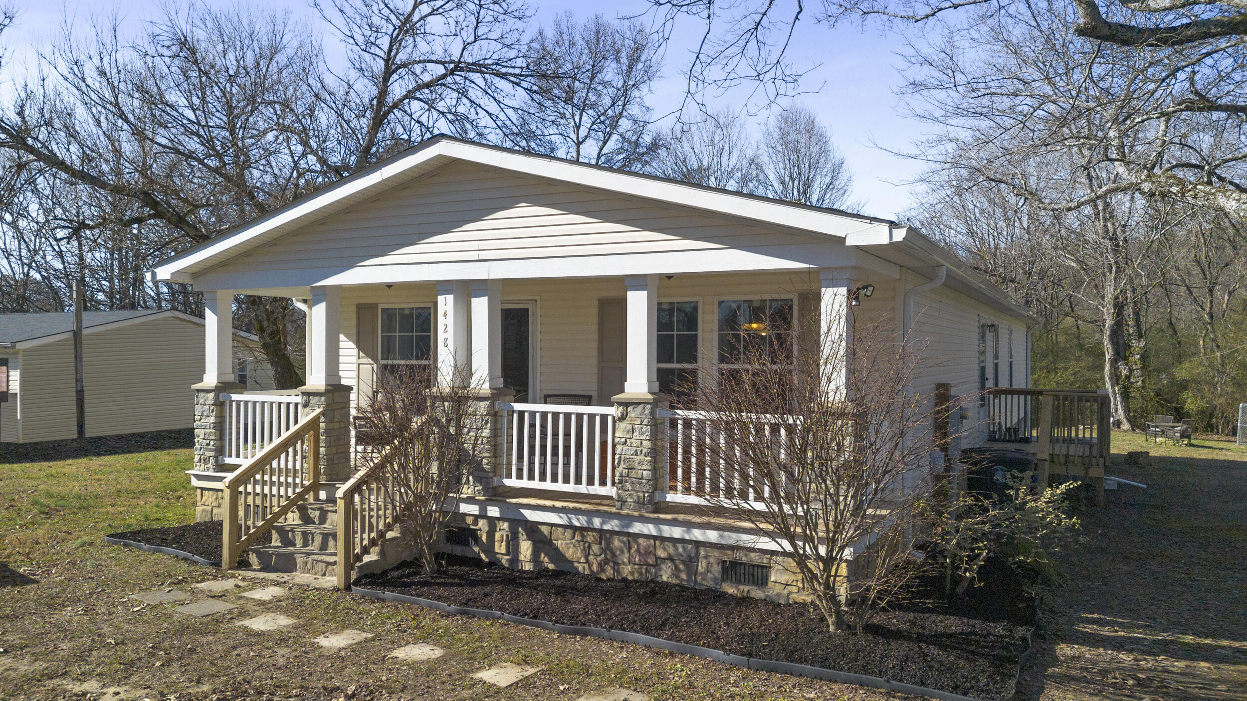 1428 Hammerhill Road, Athens, Tennessee image 1