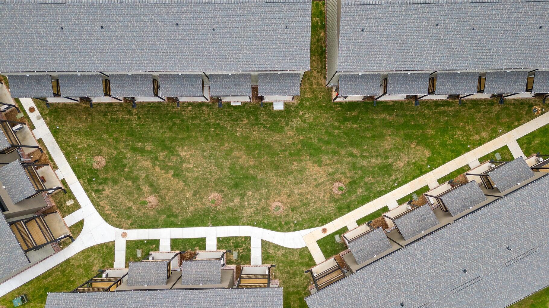 Chattanooga, Tennessee 37421, United States, 3 Bedrooms Bedrooms, ,3 BathroomsBathrooms,Residential,Active,173428