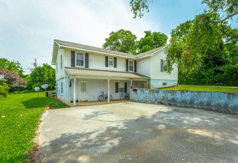 Photo of 6625 Vaden Drive, Chattanooga, TN 37421 (MLS # 1532301)