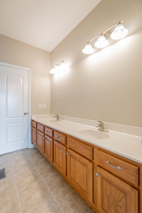 Tiny photo for 4370 Wellesley Drive, Ooltewah, TN 37363 (MLS # 1527941)