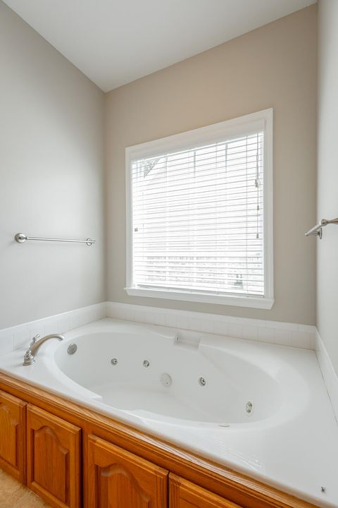 Tiny photo for 4370 Wellesley Drive, Ooltewah, TN 37363 (MLS # 1527941)