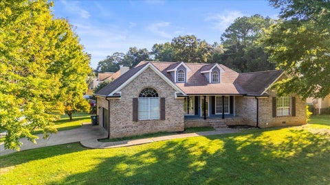 Homes For Sale - 8715 Georgetown Trace Lane<br/> Chattanooga, TN 37421