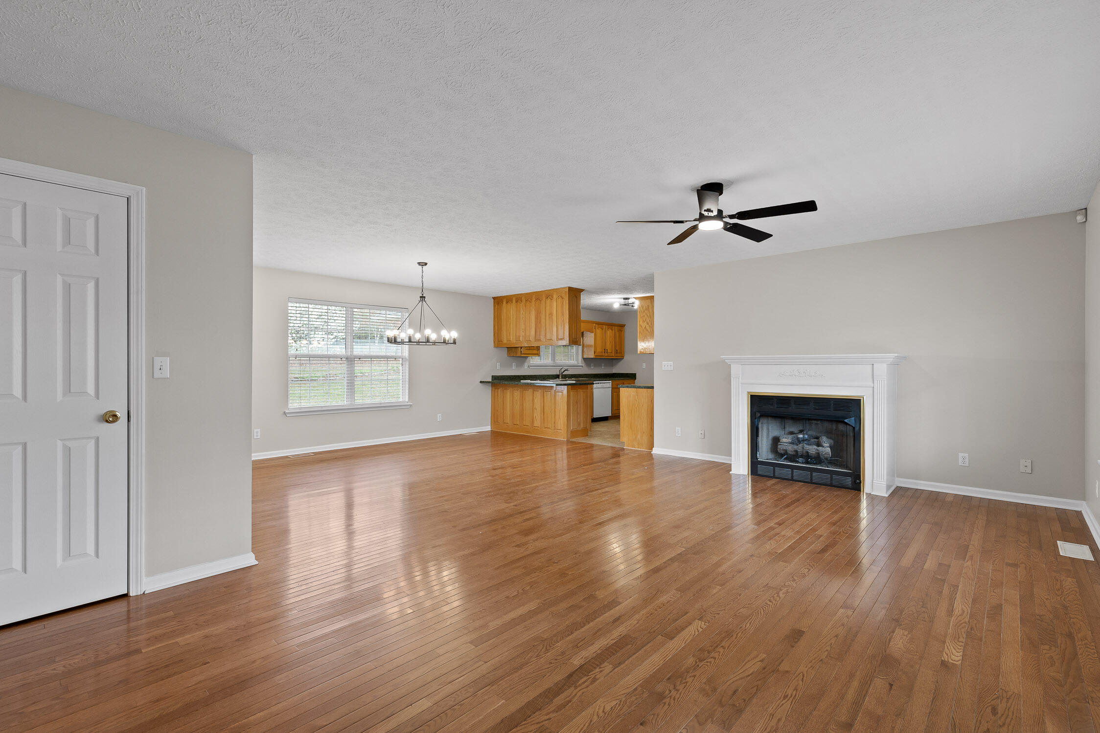 50 Valley Estates Drive, Trenton, Georgia image 3