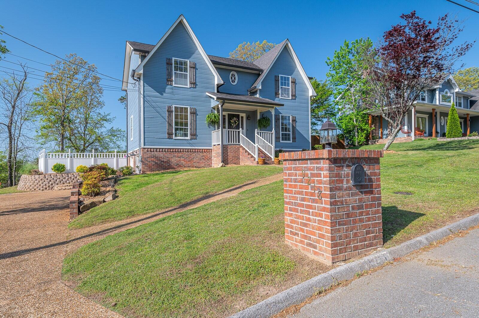 9218 Cobblestone Hill Drive, Ooltewah, Tennessee image 3