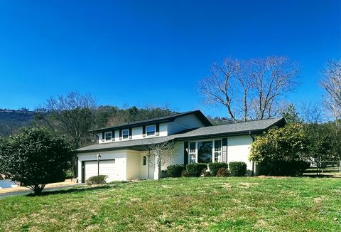 Photo of 3523 Valley Trail, Chattanooga, TN 37415 (MLS # 1529467)